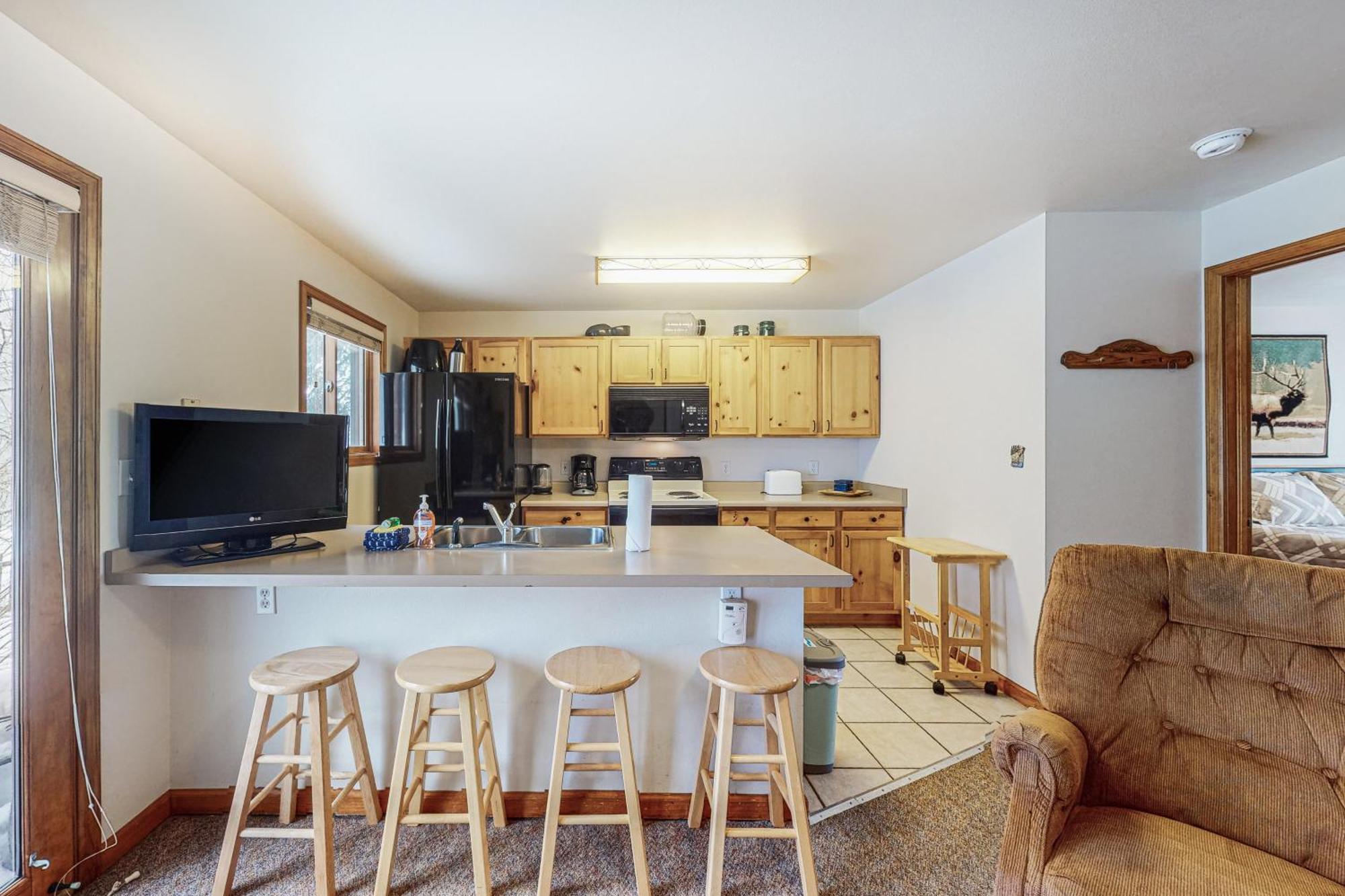 Riverview Condos Гранд-Лейк Номер фото